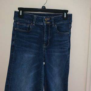 Xtra-long/High-waisted American Eagle Flared Jeggings